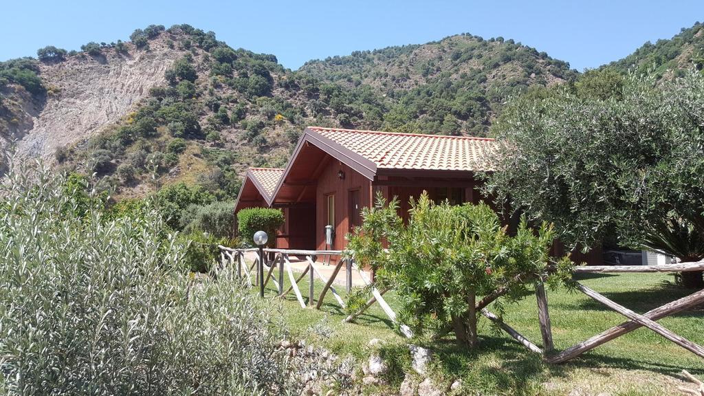 Agriturismo San Cataldo Motta Camastra Kültér fotó