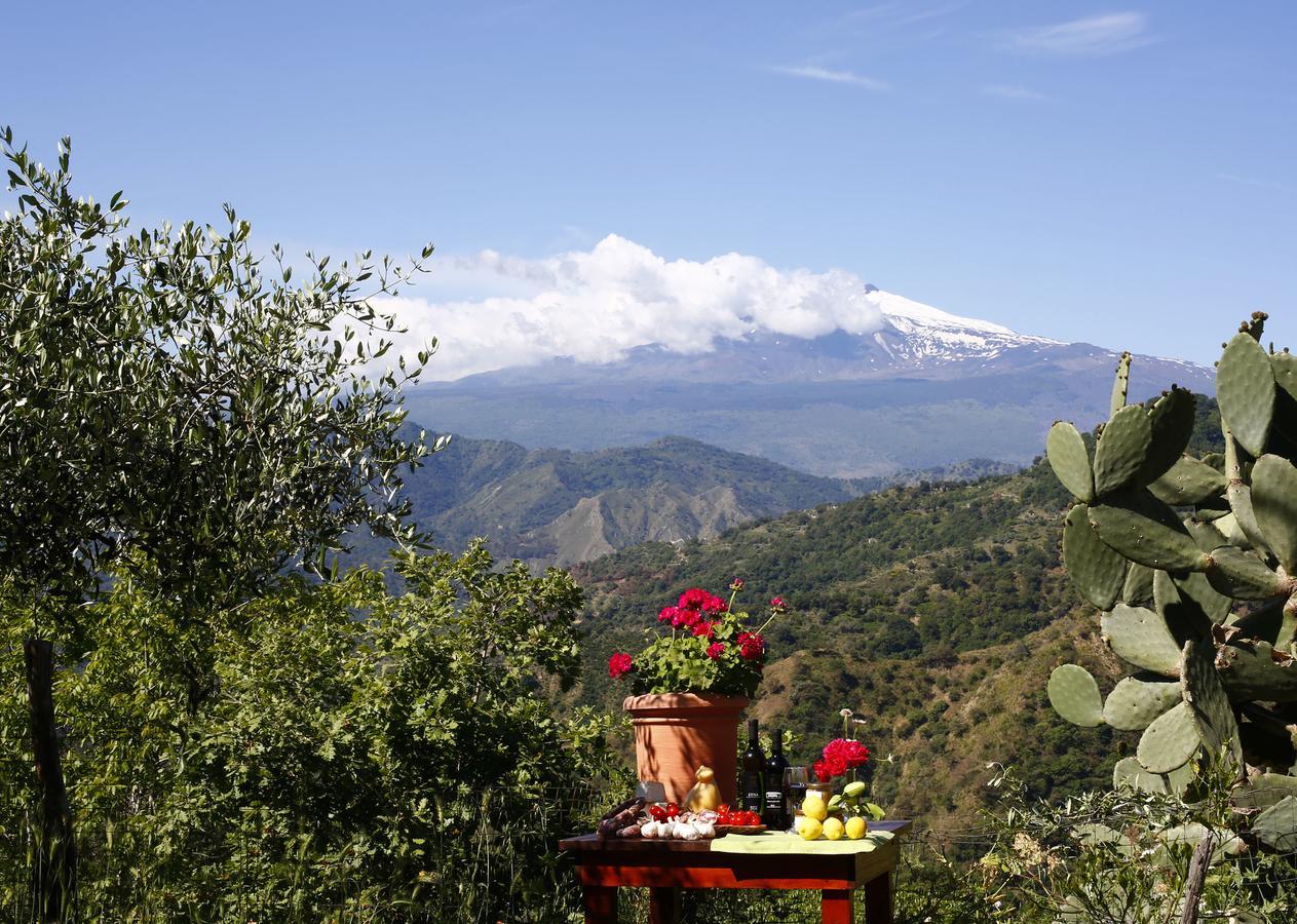 Agriturismo San Cataldo Motta Camastra Kültér fotó